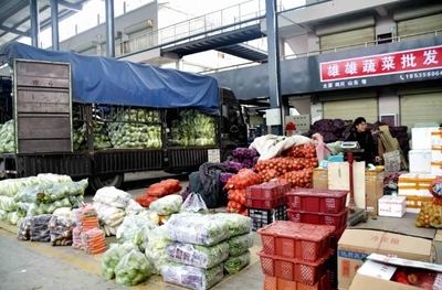 運城市‘菜籃子’工程 綠元農副產品批發市場提升改造完成，助力酒業發展